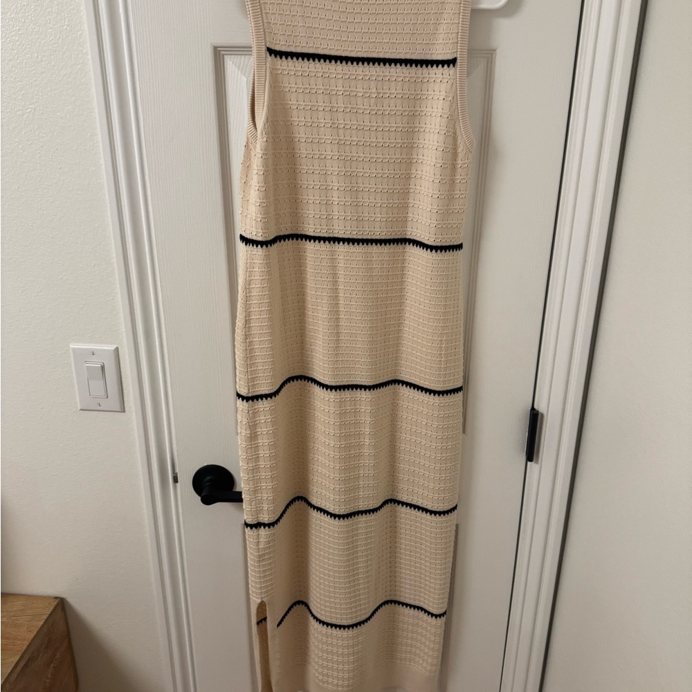 Varley Cream and Black Knit Maxi Dress - Picture 4 of 6